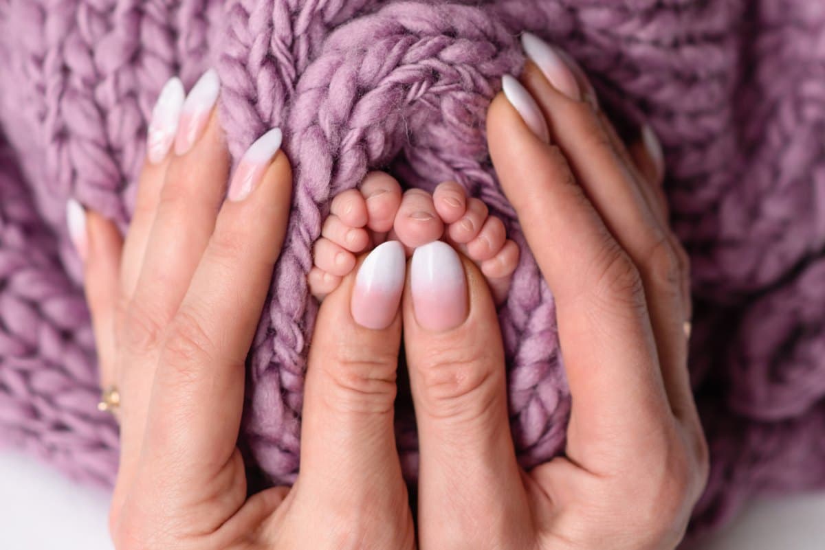 Ombre baby boomer nechty s gél lakom
